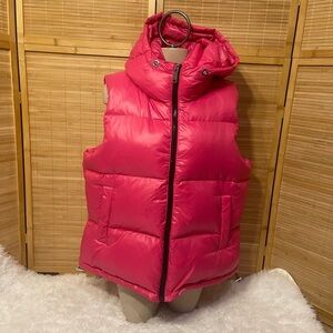DETAILS INTL vibrant pink puffer vest woman’s size XL